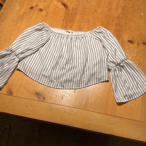 Altar'd State Off Shoulder Crop Top - Picture 5 of 11